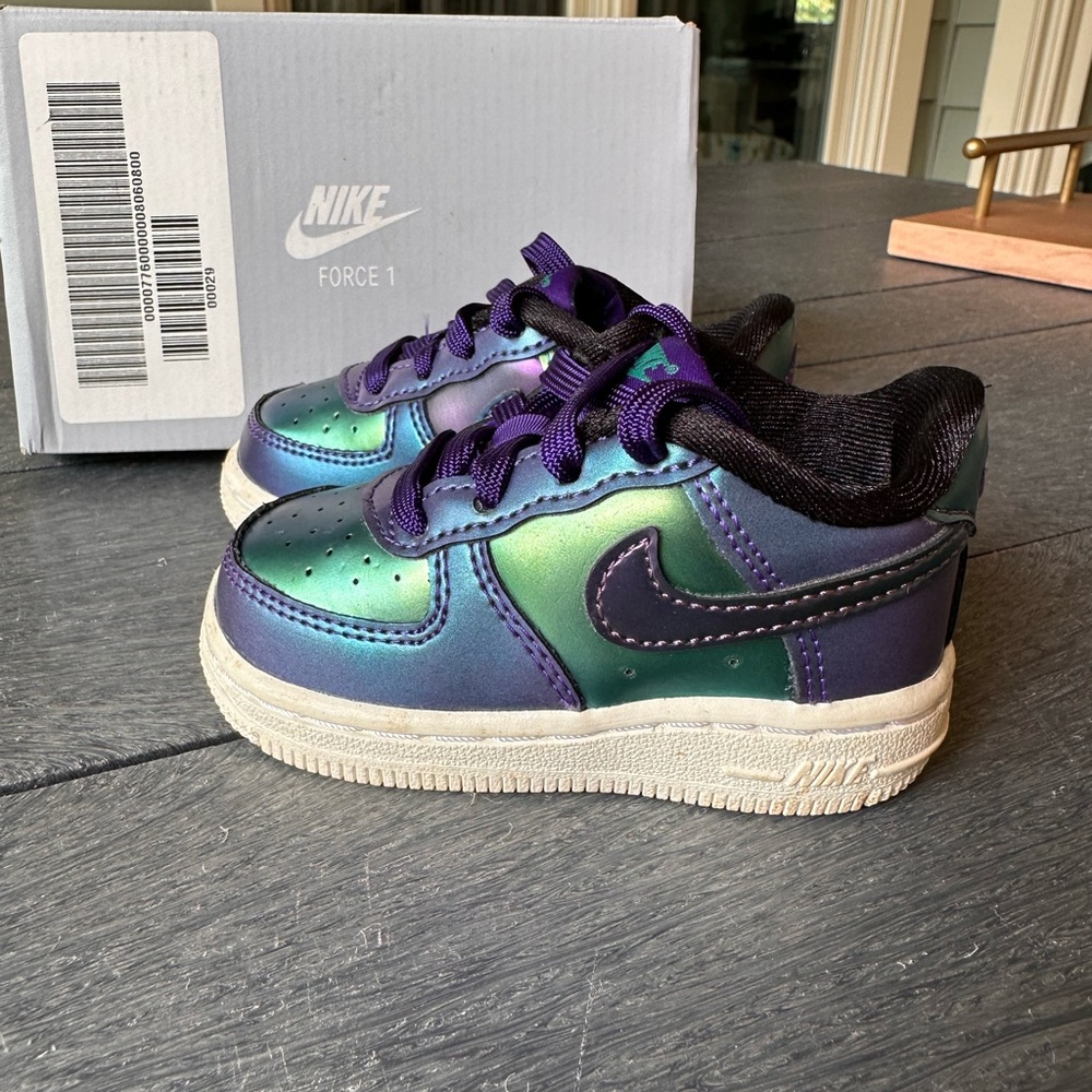 Nike Force 1 Toddler Sneakers in Iridescent Purple, Pink, Green and Black
